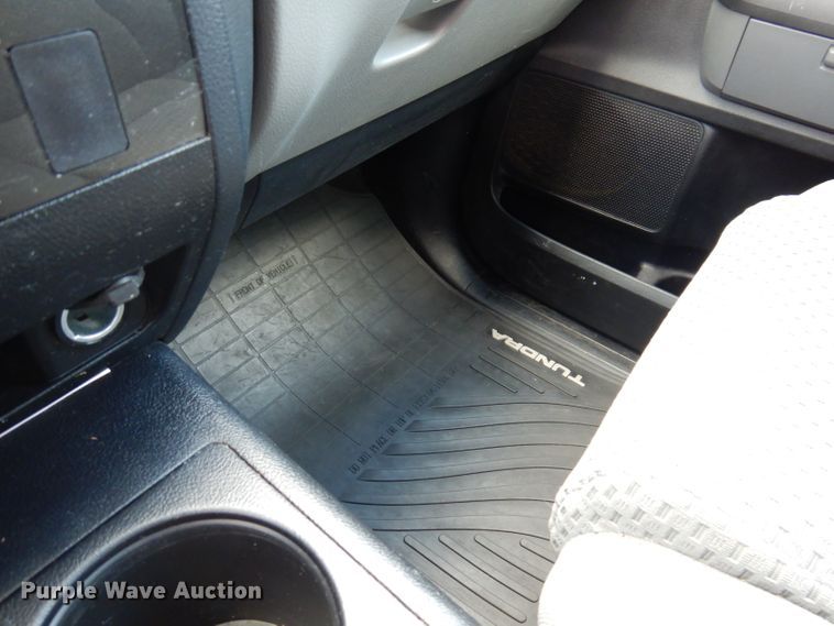 image for item IN9804 2013 Toyota Tundra  Double Cab pickup truck