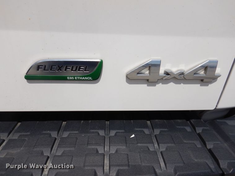 image for item IN9804 2013 Toyota Tundra  Double Cab pickup truck