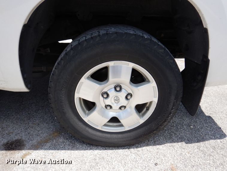 image for item IN9804 2013 Toyota Tundra  Double Cab pickup truck