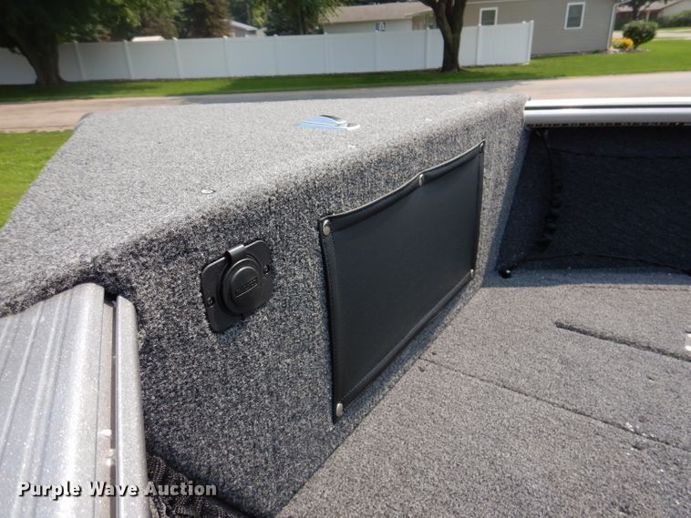 image for item IN9829 2021 Lund 1675 Impact  boat