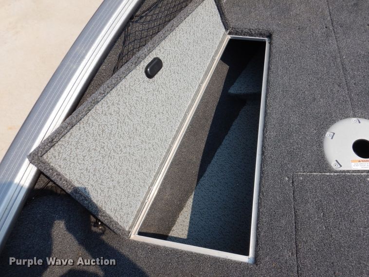 image for item IN9829 2021 Lund 1675 Impact  boat