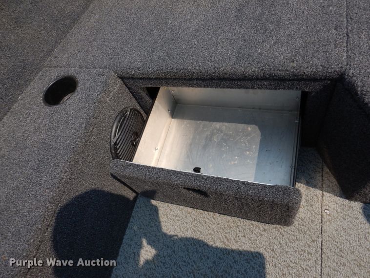 image for item IN9829 2021 Lund 1675 Impact  boat