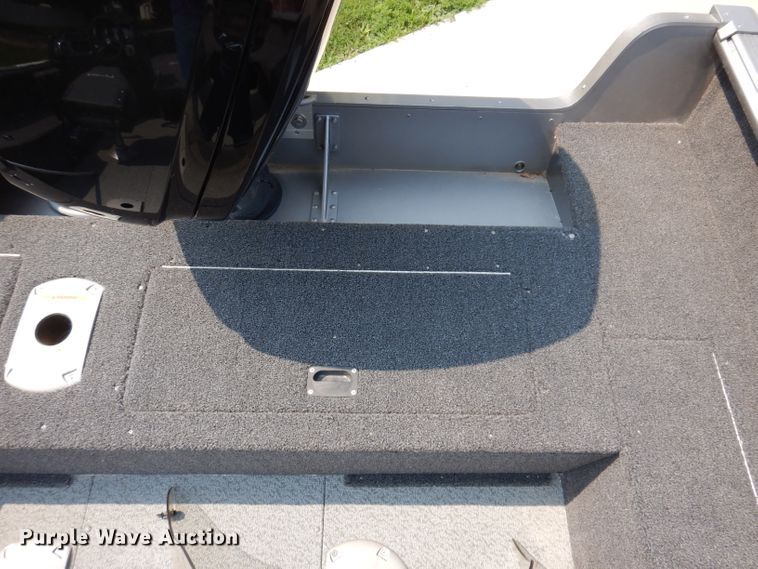 image for item IN9829 2021 Lund 1675 Impact  boat