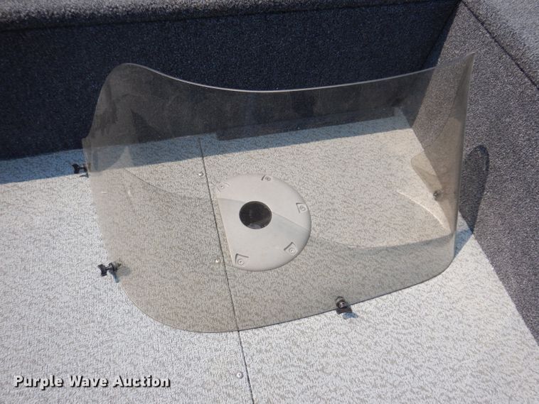 image for item IN9829 2021 Lund 1675 Impact  boat