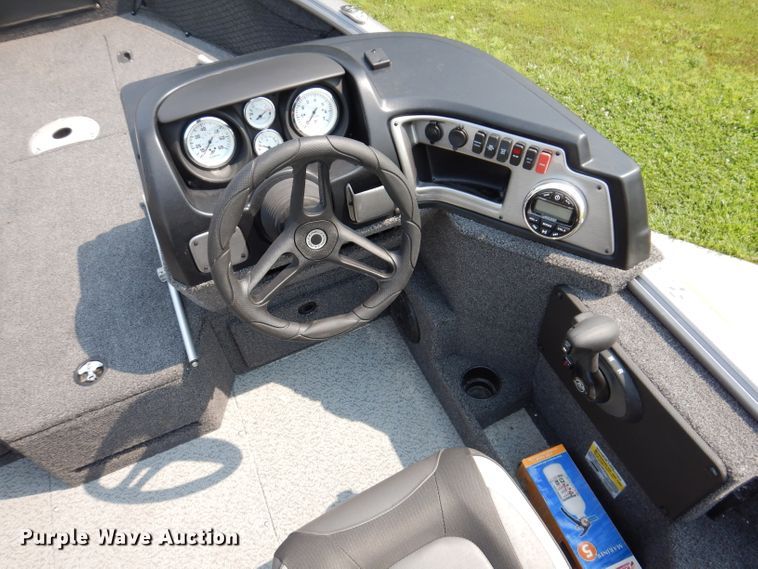 image for item IN9829 2021 Lund 1675 Impact  boat