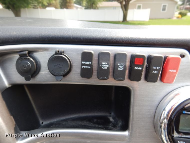 image for item IN9829 2021 Lund 1675 Impact  boat