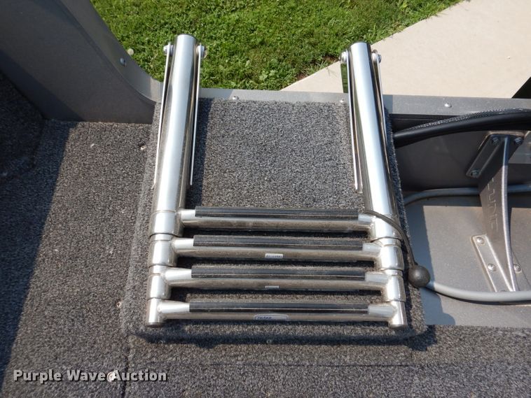 image for item IN9829 2021 Lund 1675 Impact  boat