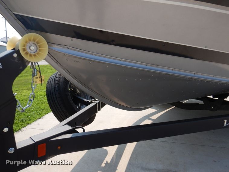 image for item IN9829 2021 Lund 1675 Impact  boat