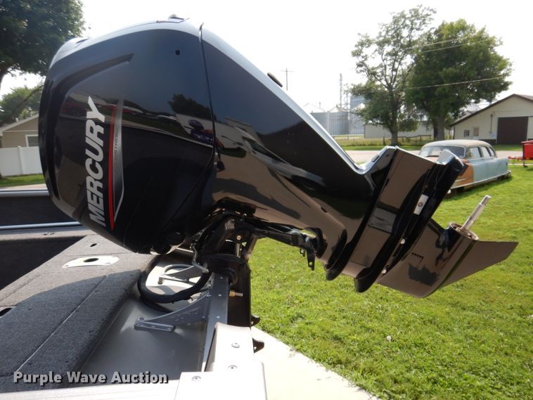 image for item IN9829 2021 Lund 1675 Impact  boat