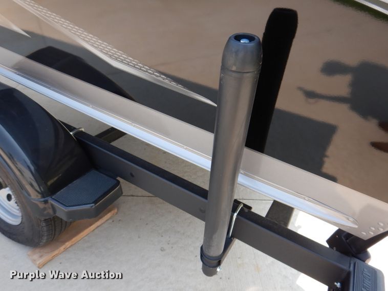 image for item IN9829 2021 Lund 1675 Impact  boat