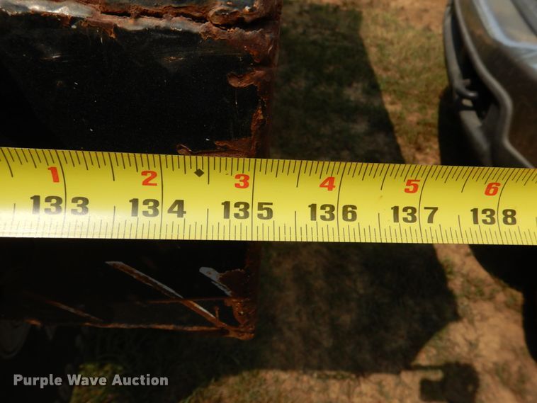 image for item IR9022 2006 Ford F550 Super Duty XL  flatbed truck