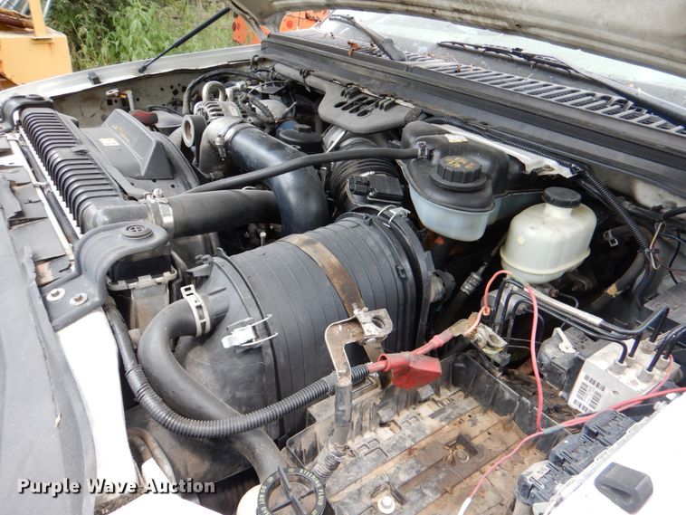 image for item IR9023 2006 Ford F550 Super Duty XL  flatbed truck