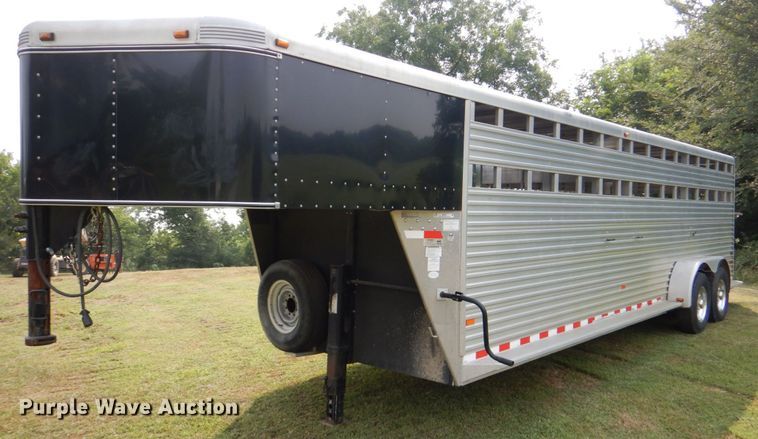 image for item IR9031 2008 Sundowner  livestock trailer