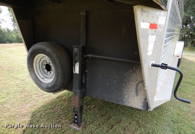 image for item IR9031 2008 Sundowner  livestock trailer