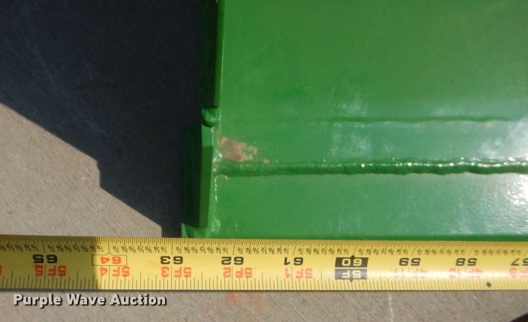 image for item IT9745 2017 John Deere 3025E  MFWD tractor