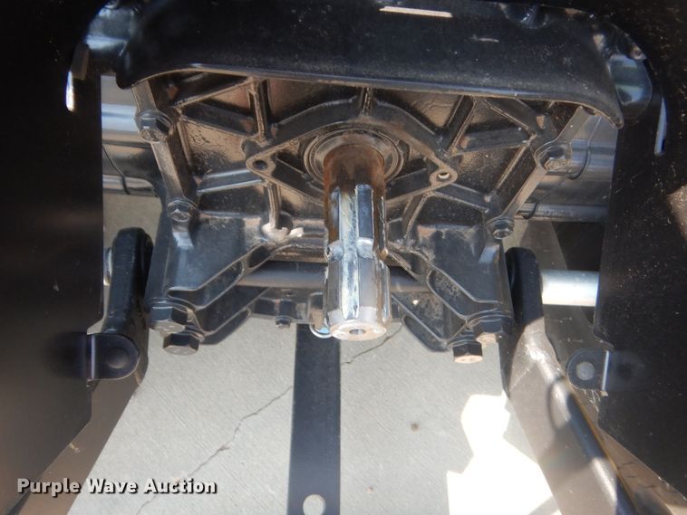 image for item IT9745 2017 John Deere 3025E  MFWD tractor