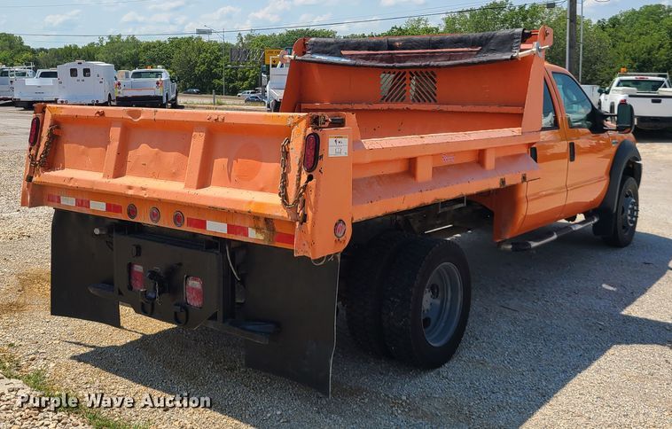 image for item IU9311 2006 Ford F450 Super Duty XL  Crew Cab dump truck