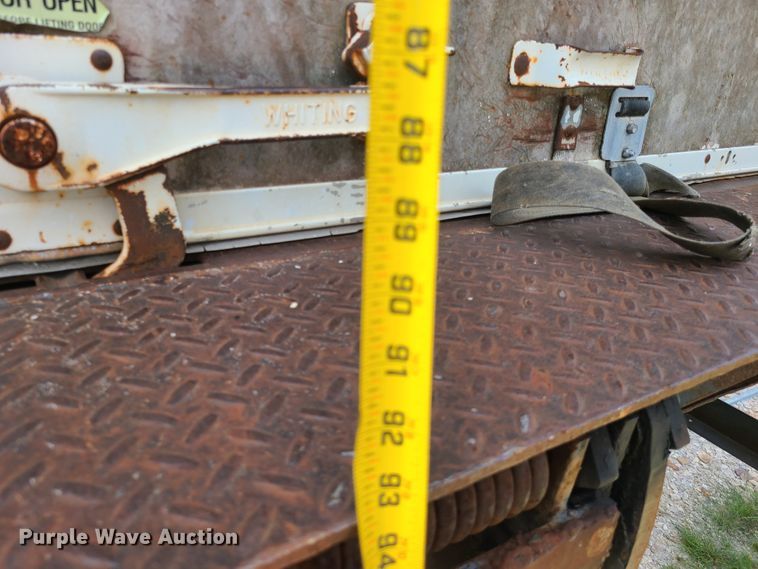 image for item IU9314 1994 International 4700  box truck