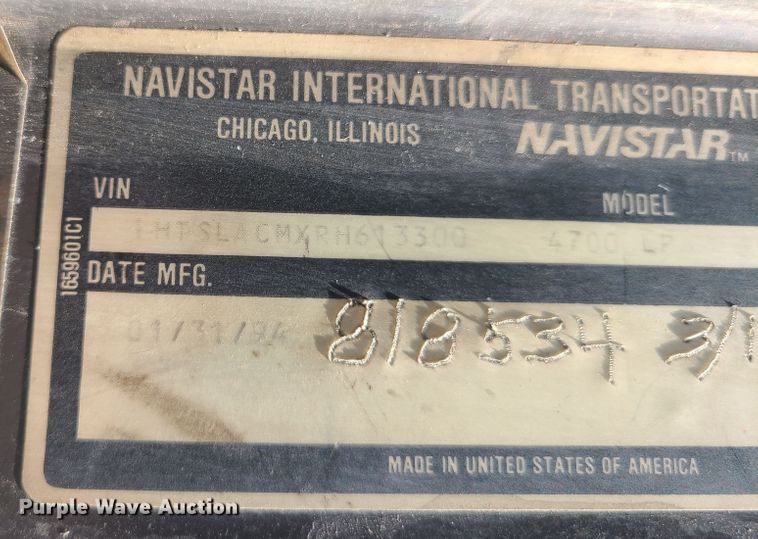 image for item IU9314 1994 International 4700  box truck