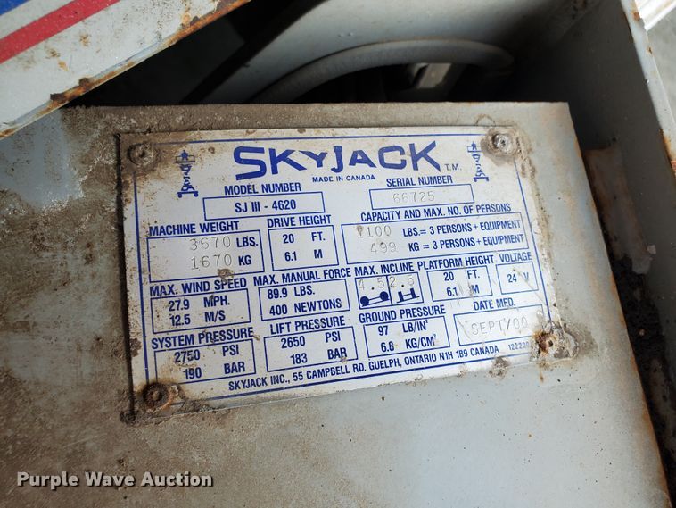 image for item IX9949 2000 Skyjack SJIII-4620  scissor lift