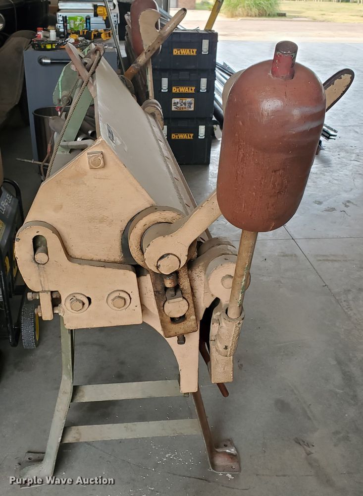 image for item IX9951 Chicago 512  metal brake