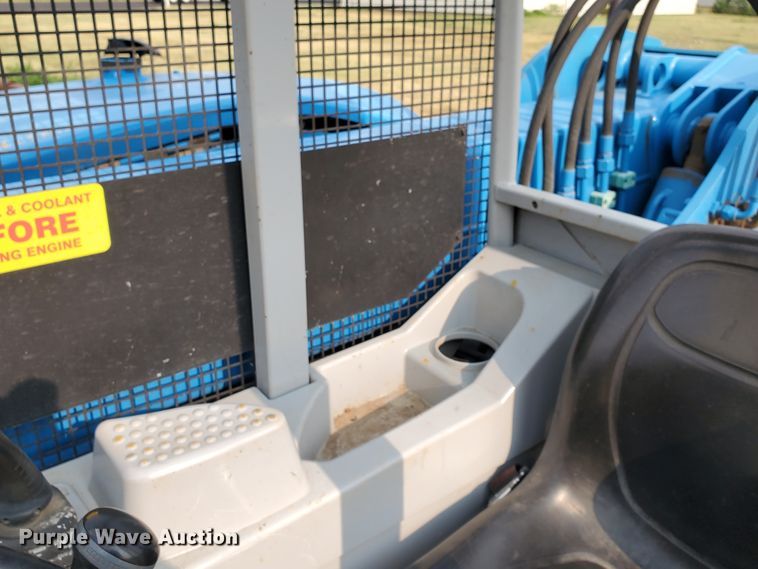 image for item IX9952 2010 Genie GTH-5519  telehandler