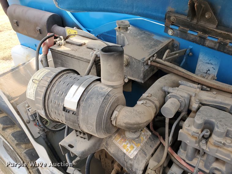 image for item IX9952 2010 Genie GTH-5519  telehandler