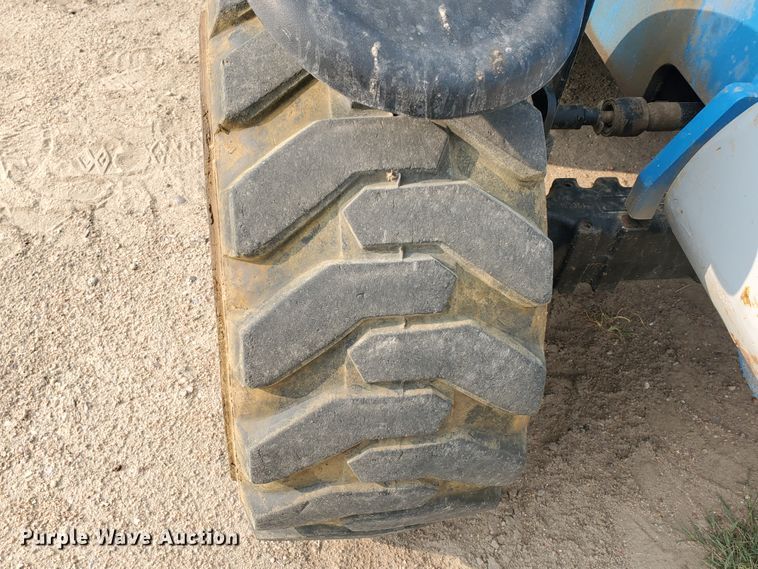 image for item IX9952 2010 Genie GTH-5519  telehandler