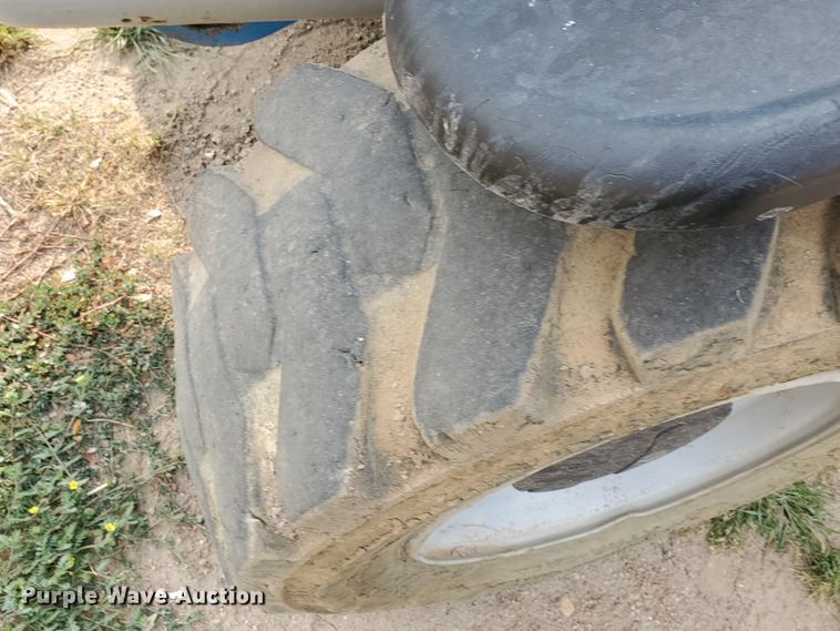 image for item IX9952 2010 Genie GTH-5519  telehandler