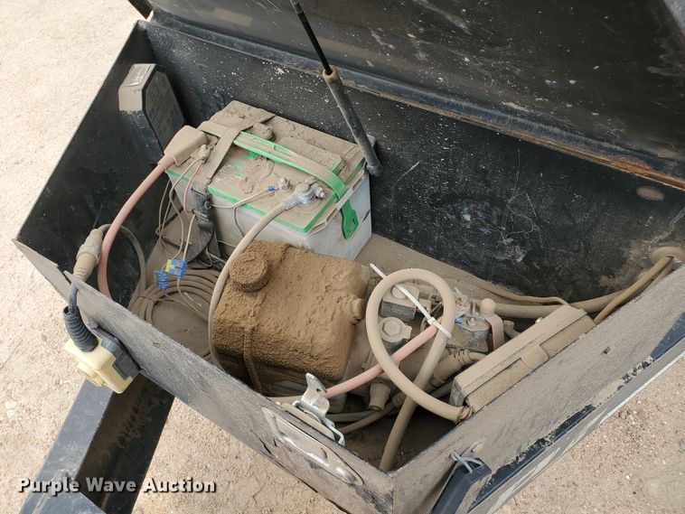 image for item IX9953 2017 PJ T7243  tilt deck equipment trailer