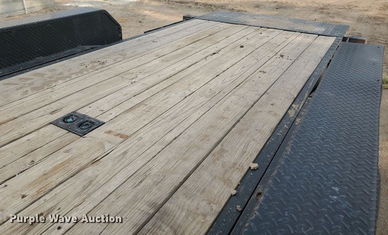 image for item IX9953 2017 PJ T7243  tilt deck equipment trailer