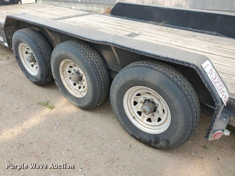 image for item IX9953 2017 PJ T7243  tilt deck equipment trailer