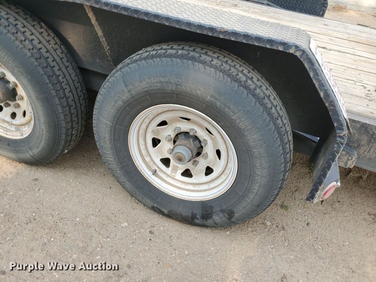 image for item IX9953 2017 PJ T7243  tilt deck equipment trailer