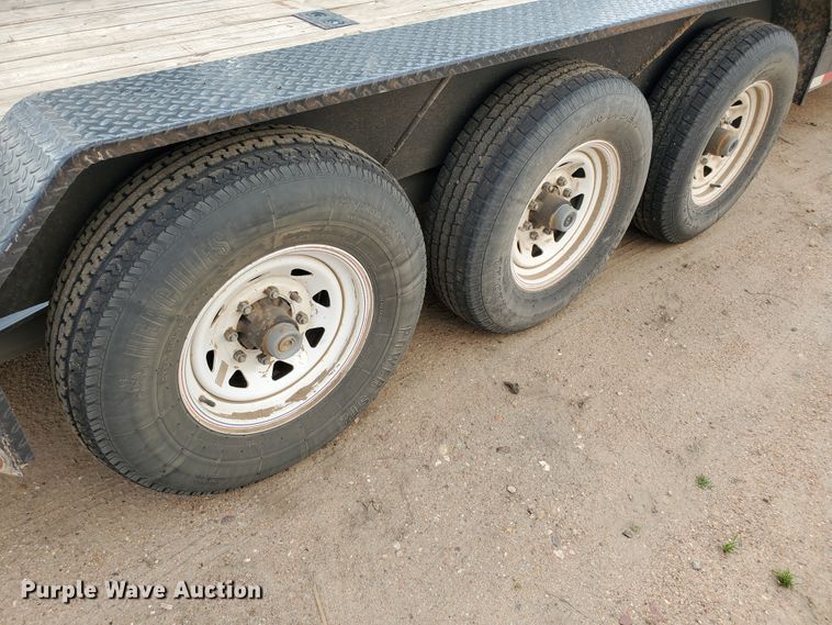 image for item IX9953 2017 PJ T7243  tilt deck equipment trailer