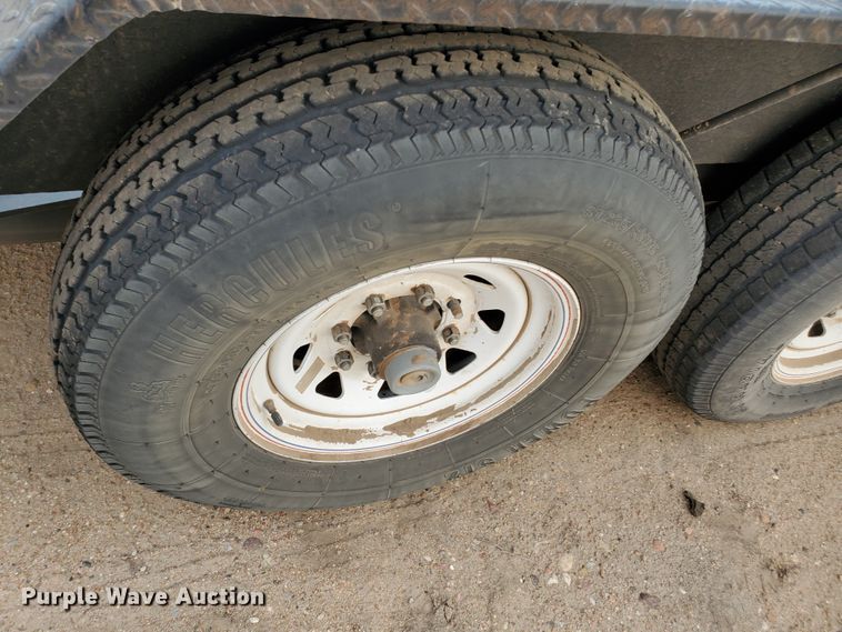 image for item IX9953 2017 PJ T7243  tilt deck equipment trailer