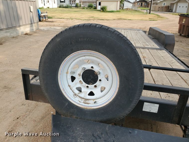 image for item IX9953 2017 PJ T7243  tilt deck equipment trailer