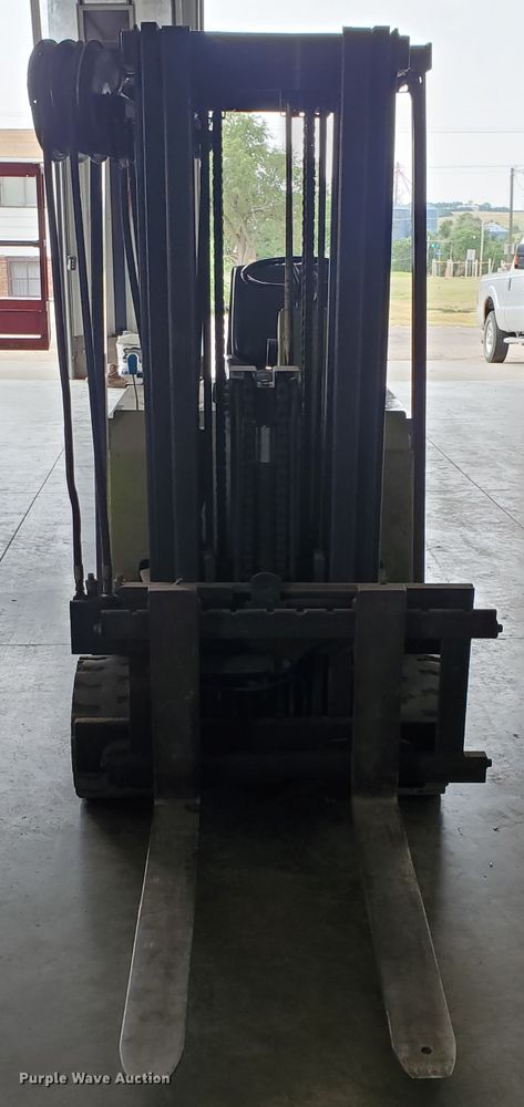 image for item IX9954 1988 Clarke ECS30  forklift