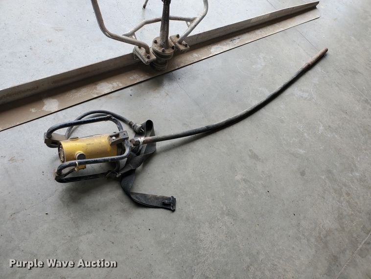 image for item IX9955 Concrete tools