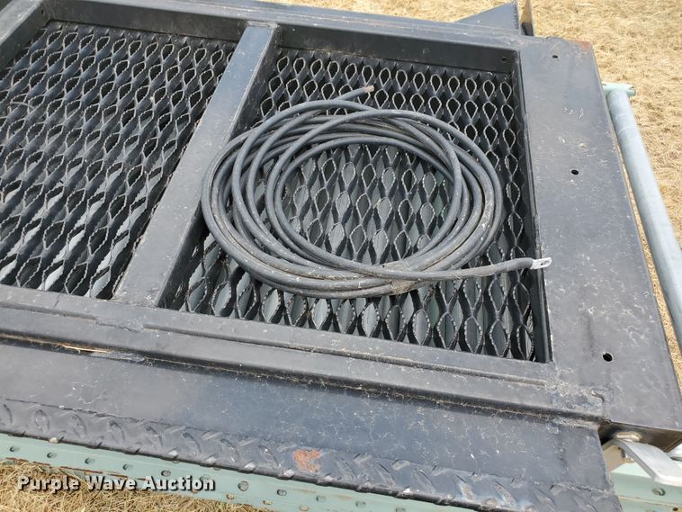 image for item IX9958 Palfinger E48-72  lift gate