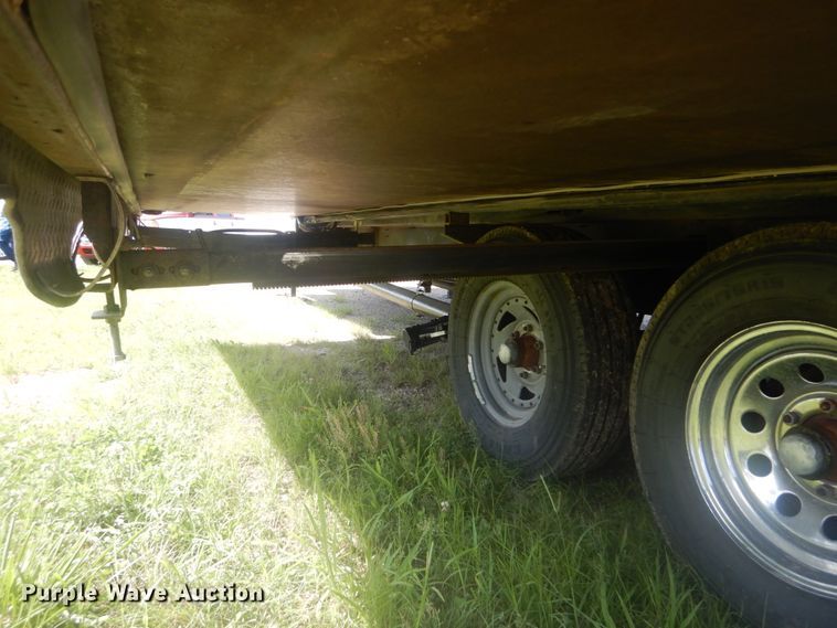 image for item JI9459 2006 Thor Vortex  M-365WTB toy hauler camper