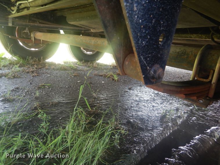 image for item JI9459 2006 Thor Vortex  M-365WTB toy hauler camper