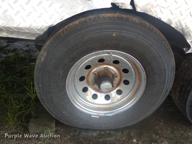 image for item JI9459 2006 Thor Vortex  M-365WTB toy hauler camper