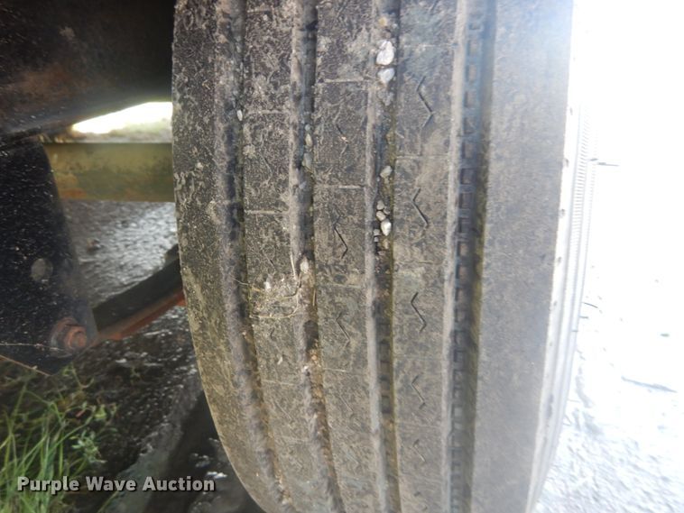 image for item JI9459 2006 Thor Vortex  M-365WTB toy hauler camper