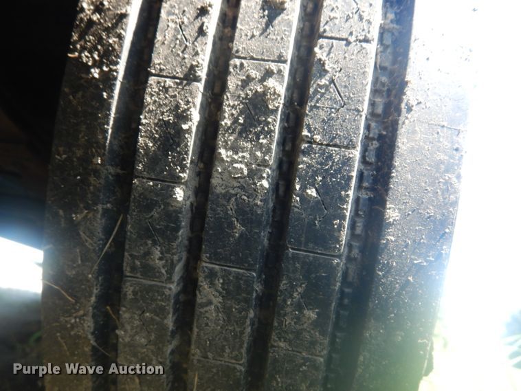 image for item JI9459 2006 Thor Vortex  M-365WTB toy hauler camper