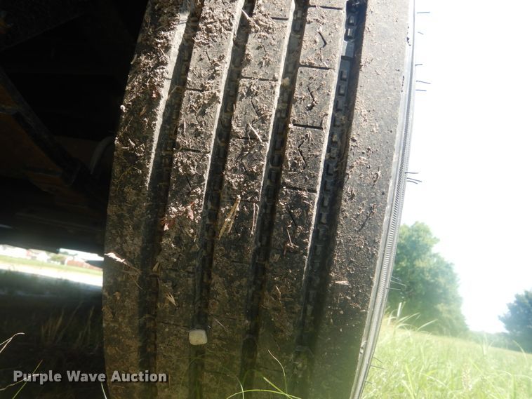 image for item JI9459 2006 Thor Vortex  M-365WTB toy hauler camper