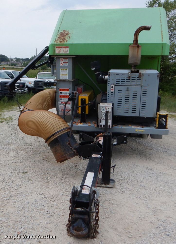 image for item JI9506 2013 ODB SCL65  leaf vacuum trailer