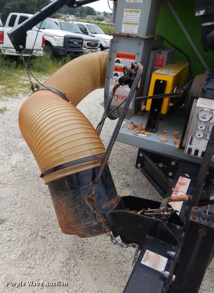 image for item JI9506 2013 ODB SCL65  leaf vacuum trailer