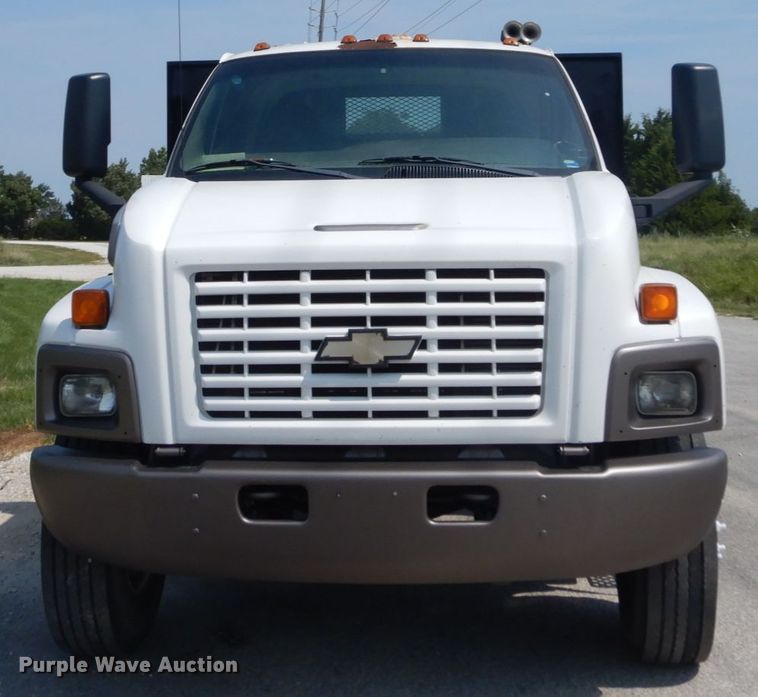 image for item JI9517 2004 Chevrolet C8500  dump flatbed truck
