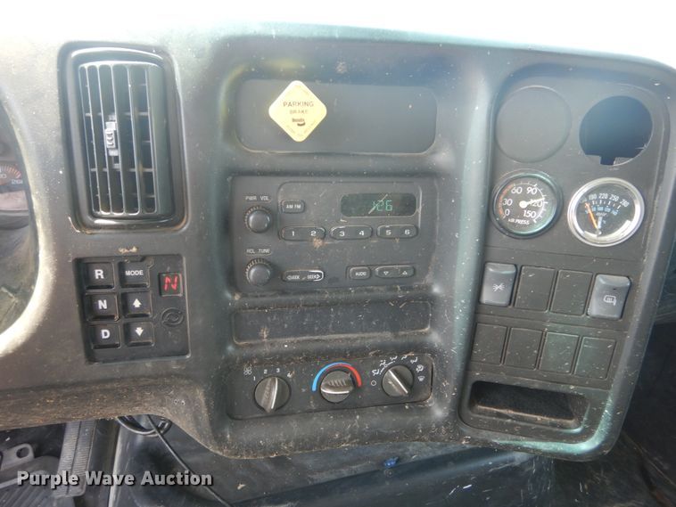 image for item JI9517 2004 Chevrolet C8500  dump flatbed truck