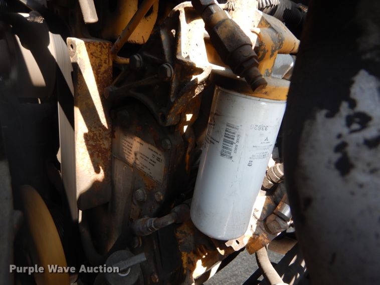 image for item JI9517 2004 Chevrolet C8500  dump flatbed truck